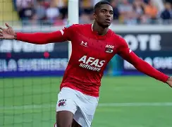 阿尔克马尔取得关键胜利,小组出线前景一片光明 阿尔克马尔取得关键胜利,小组出线前景一片光明